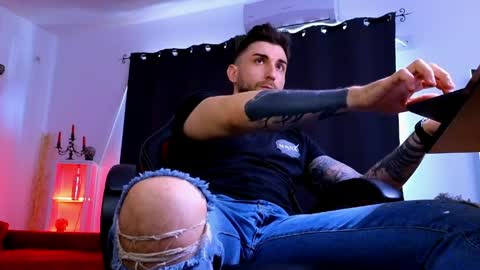 MightyAaron online show from March 2026 08:26:33 AM