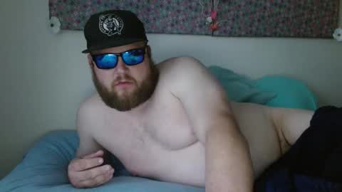 Snapshot of miguel320129 chatting on June 2026 10:43:02 AM Miggy online show from June 2026 10:43:02 AM