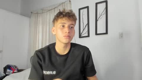 Miguel Hernandez online show from February 2025 04:32:01 PM