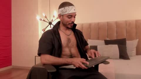 miguelsanfrancisco online show from February 2025 02:47:02 PM