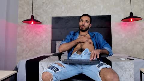 miguelsanfrancisco online show from September 2025 03:03:02 PM