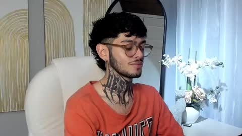 Snapshot of mihailleroy chatting on February 2025 12:25:01 AM MIHAIL LEROY finally independent model online show from February 2025 12:25:01 AM