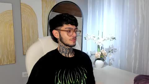 Snapshot of mihailleroy chatting on February 2025 01:46:02 AM MIHAIL LEROY finally independent model online show from February 2025 01:46:02 AM