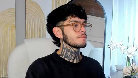 Snapshot of mihailleroy chatting on February 2025 12:03:01 AM MIHAIL LEROY finally independent model online show from February 2025 12:03:01 AM