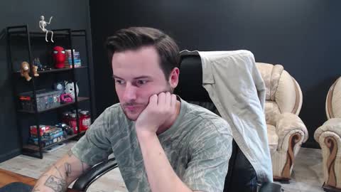 Misha Winchester online show from October 2025 09:18:01 AM