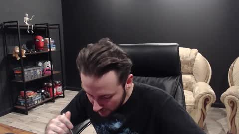 Misha Winchester online show from December 2025 10:35:01 AM