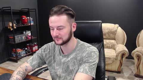 Misha Winchester online show from December 2025 09:14:02 AM