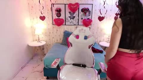 Miia online show from February 2025 06:12:02 AM