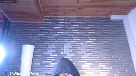 Snapshot of miia_zarate chatting on October 2025 09:23:02 PM Ma - online show from October 2025 09:23:02 PM