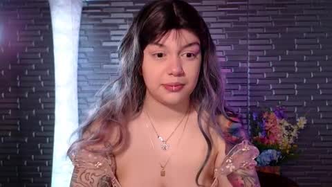 Snapshot of miia_zarate chatting on October 2025 09:24:01 PM Ma - online show from October 2025 09:24:01 PM