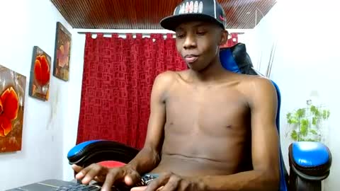Snapshot of miilo18 chatting on April 2026 09:09:02 PM milo online show from April 2026 09:09:02 PM