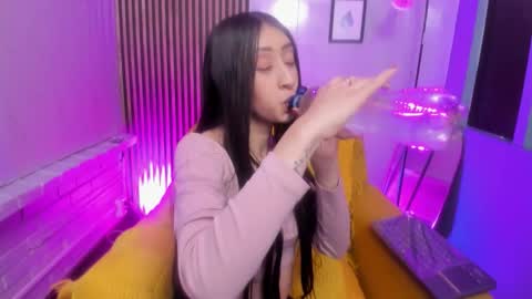 miilu  online show from March 2026 12:09:01 PM