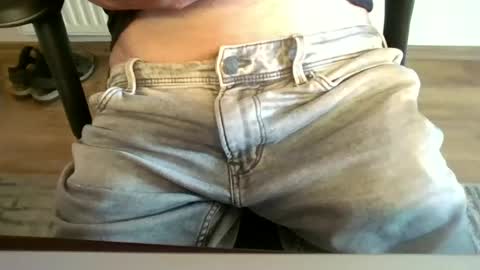 mik online show from June 2026 07:35:02 AM