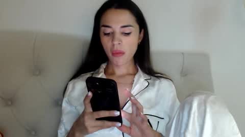 Mika online show from October 2025 06:08:02 PM