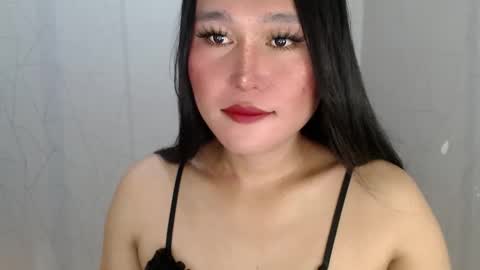 Hi im Avah online show from April 2026 12:43:01 PM