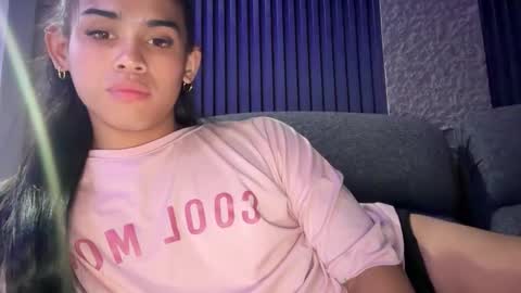 mika_pedersen online show from November 2025 05:01:02 PM