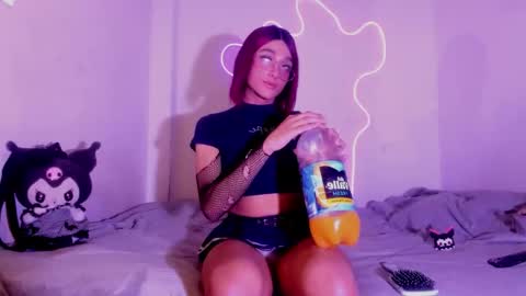 mika_velvet online show from September 2025 09:49:02 PM