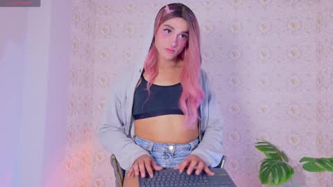 mika_velvet online show from April 2026 06:57:02 PM