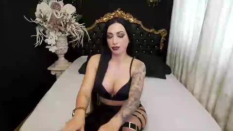 Mikaela online show from January 2025 08:13:02 AM