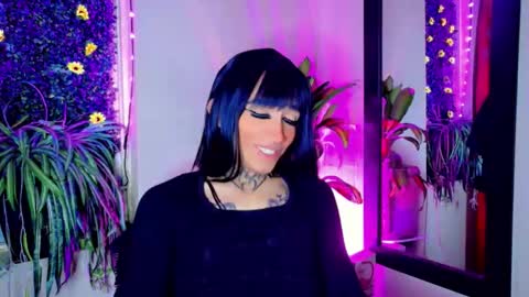 mikaelarangel online show from September 2025 06:35:01 PM