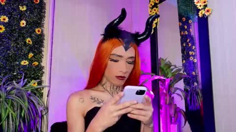 mikaelarangel online show from October 2025 02:06:02 AM