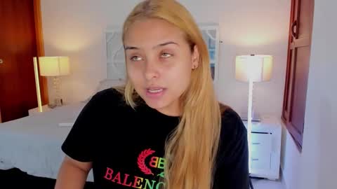 Mikaela blondie bigass online show from February 2026 12:34:01 PM