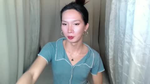 ELLA online show from January 2025 08:30:01 AM