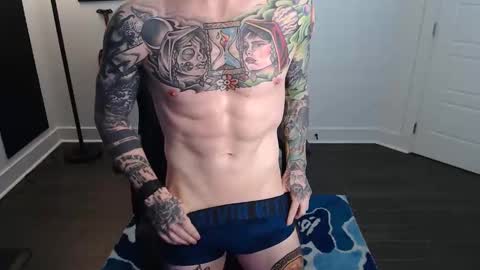 MikahisHung online show from January 2026 04:34:01 PM