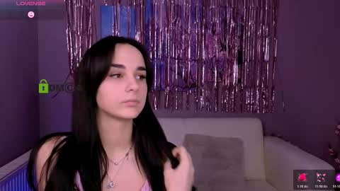 Snapshot of mikameovv chatting on February 2026 08:52:01 PM Mika online show from February 2026 08:52:01 PM