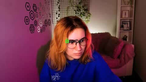 Snapshot of mikami_grey chatting on January 2026 10:31:02 AM Mika online show from January 2026 10:31:02 AM