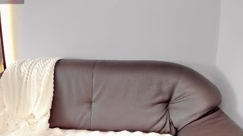 mikasssu online show from December 2025 09:48:01 AM