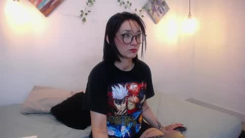 mikaza online show from May 2026 04:04:02 PM