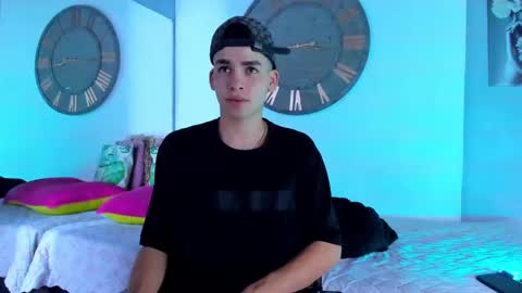 Mike 0233 online show from December 2024 04:41:02 AM