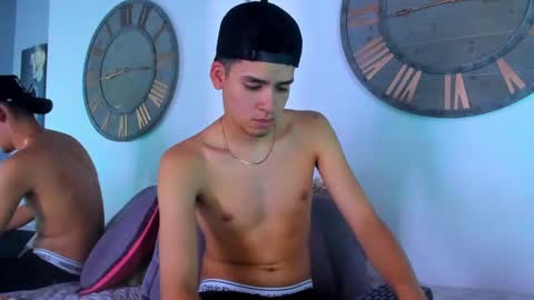 Mike 0233 online show from December 2024 09:17:02 AM