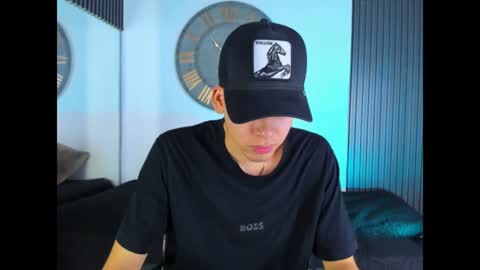 Mike 0233 online show from January 2025 04:05:01 AM