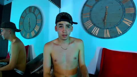 Mike 0233 online show from February 2025 10:05:01 AM