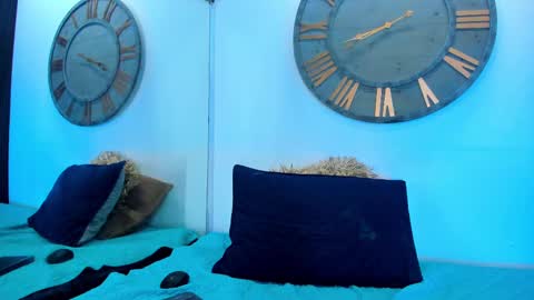 Mike 0233 online show from February 2025 07:13:02 AM