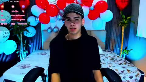 Mike 0233 online show from February 2025 09:04:02 AM