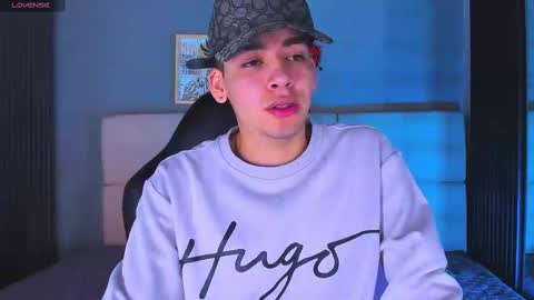 Mike 0233 online show from February 2025 05:09:02 AM