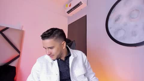 Mike  online show from November 2025 11:54:02 AM