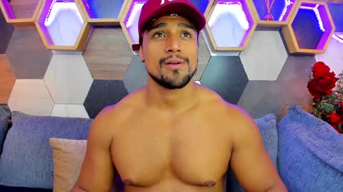   online show from February 2025 03:41:02 PM