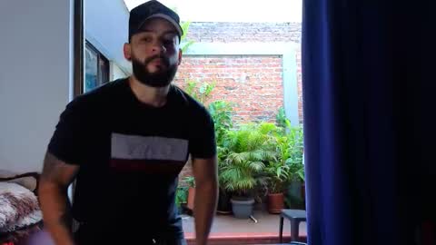 Mike online show from December 2025 12:33:02 PM