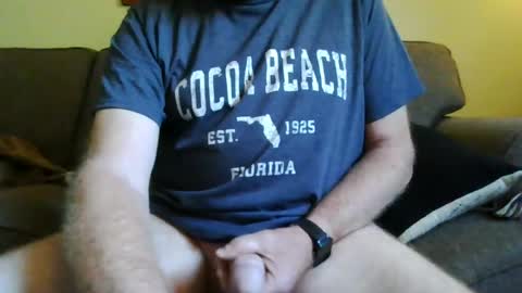 Snapshot of mikeb3200 chatting on June 2026 11:40:01 PM mikeb3200 online show from June 2026 11:40:01 PM