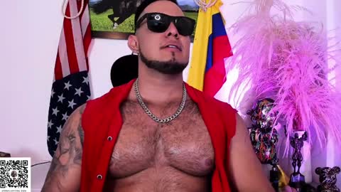 Snapshot of mikeblake_ chatting on February 2025 04:57:02 PM mikeblake_ online show from February 2025 04:57:02 PM