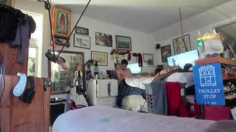 Snapshot of mikejcox chatting on February 2025 04:47:02 PM MikeJcox online show from February 2025 04:47:02 PM