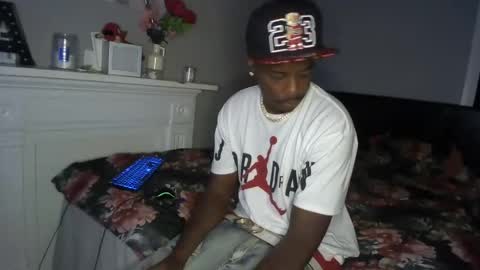 mike jones online show from November 2025 11:43:02 PM