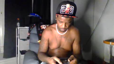 mike jones online show from December 2025 01:57:01 AM