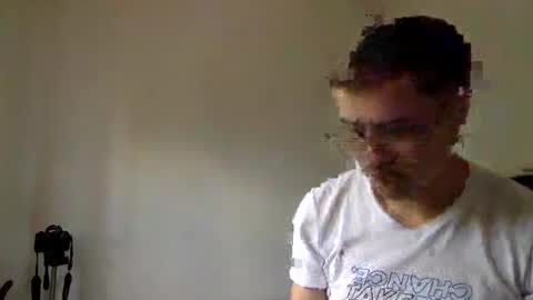 Snapshot of mikepiper09 chatting on October 2025 07:08:01 PM mikepiper09 online show from October 2025 07:08:01 PM