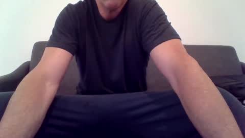 Snapshot of mikeps23 chatting on June 2026 09:25:01 PM mikeps23 online show from June 2026 09:25:01 PM