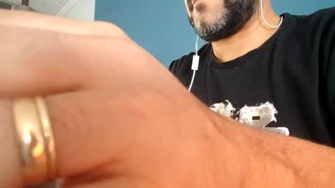 Snapshot of miker1239 chatting on January 2025 04:06:02 PM miker1239 online show from January 2025 04:06:02 PM